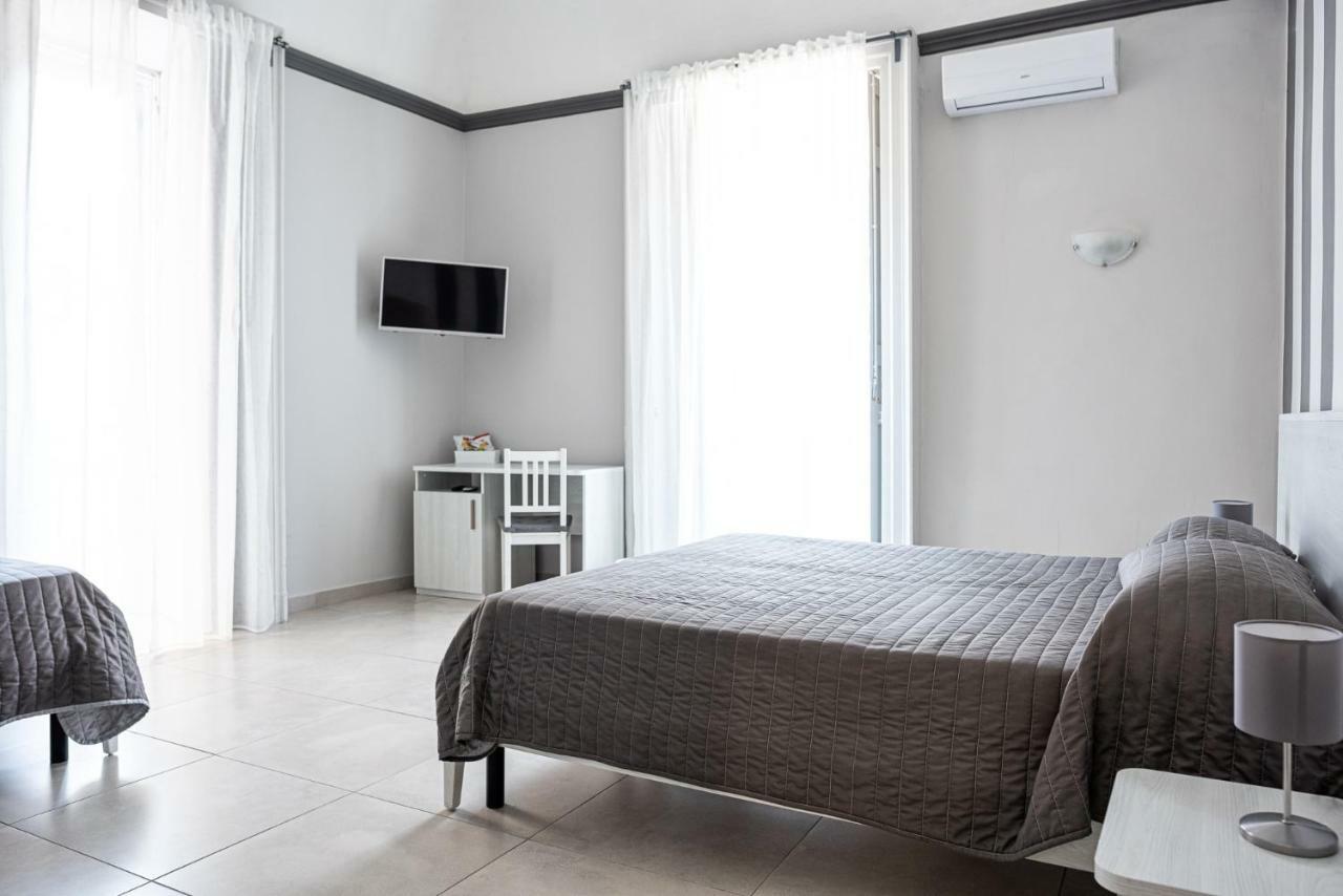 Hotel Costanza Catane Extérieur photo