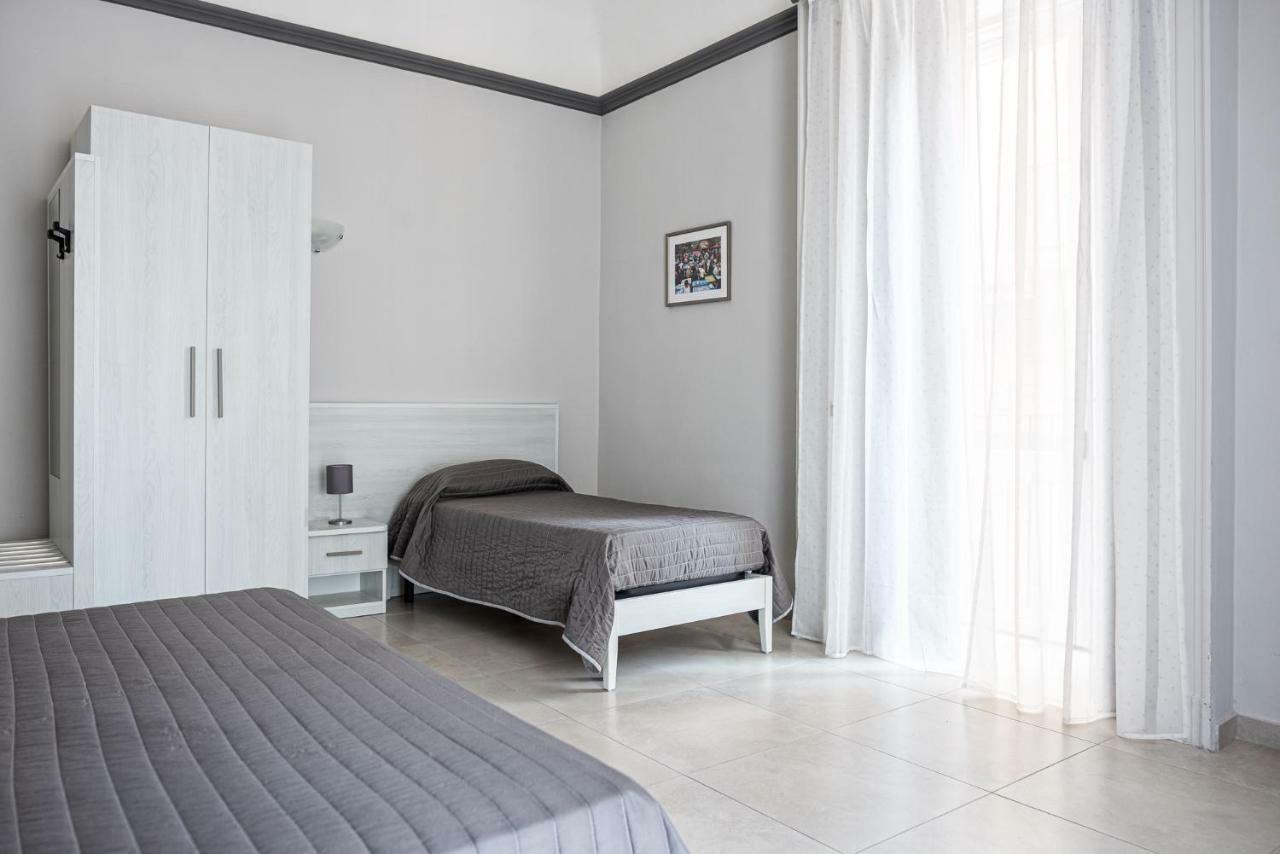 Hotel Costanza Catane Extérieur photo